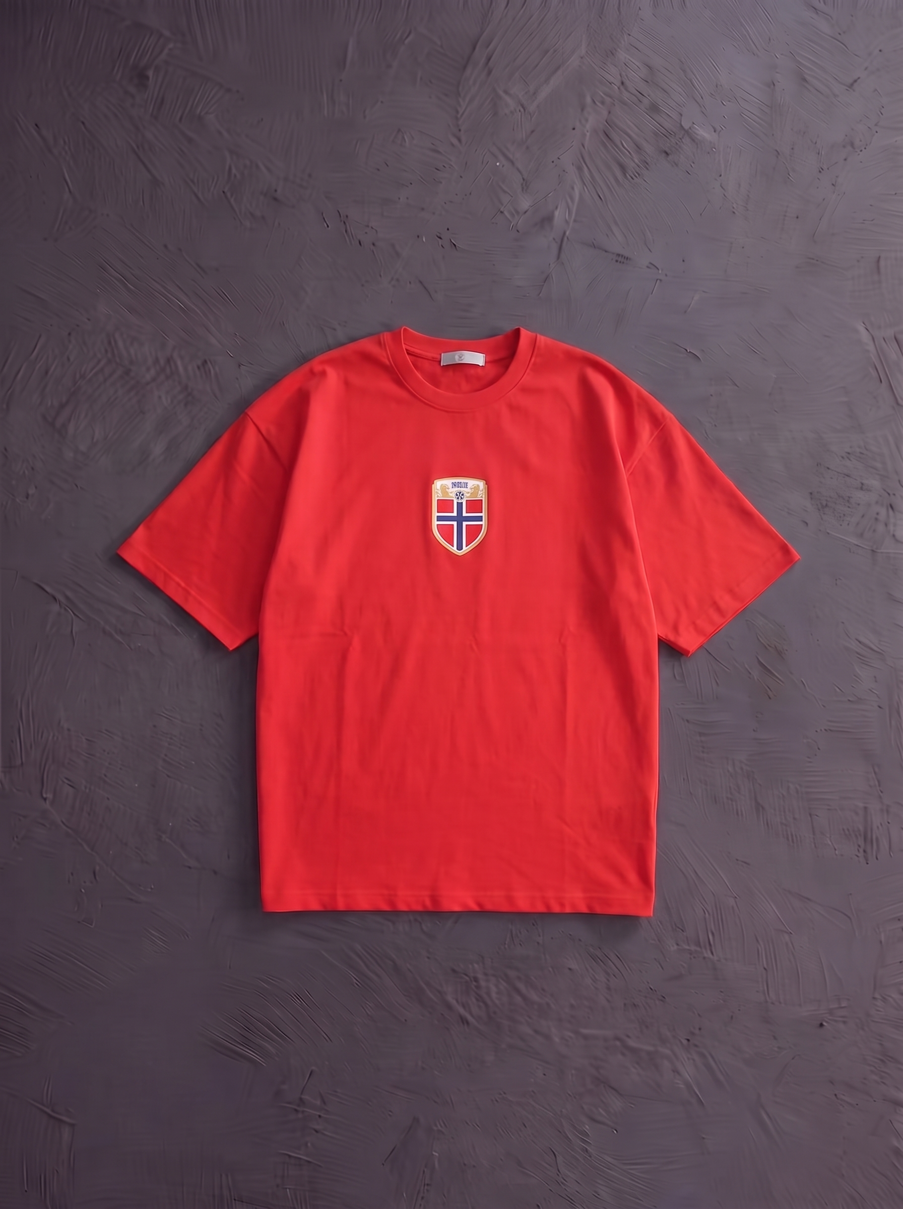 HALLAND T-SHIRT
